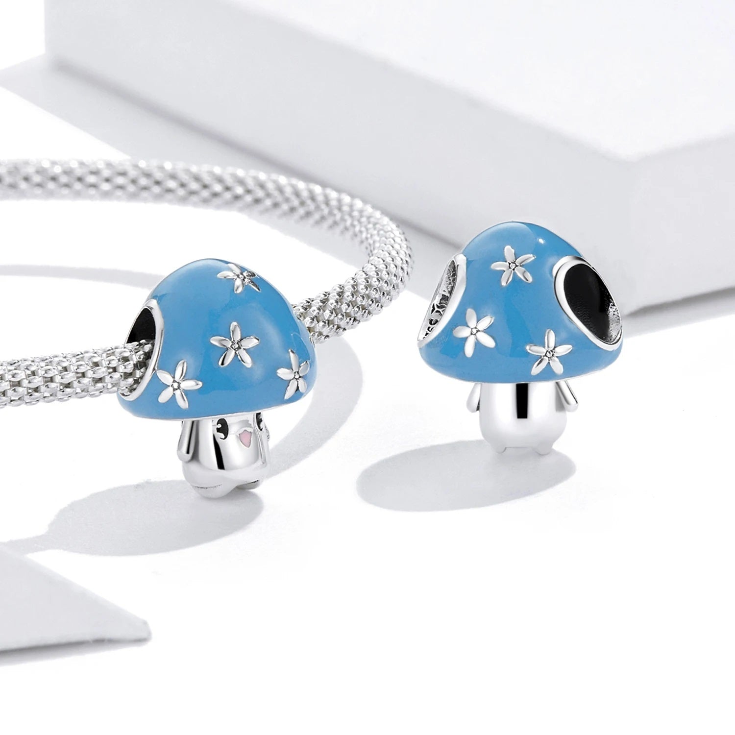 Charm Cogumelo Azul